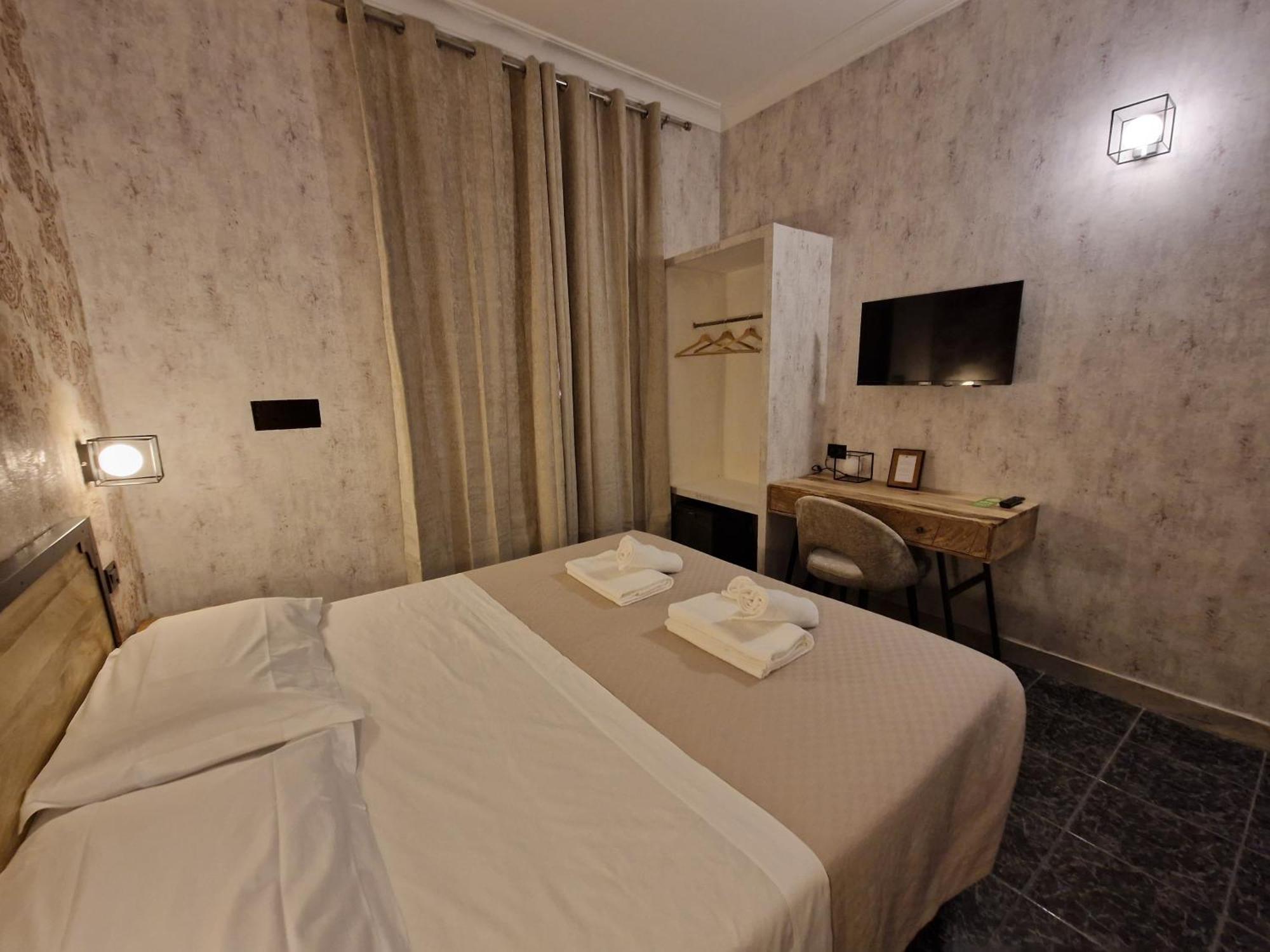 Hotel Agorà Roma Esterno foto