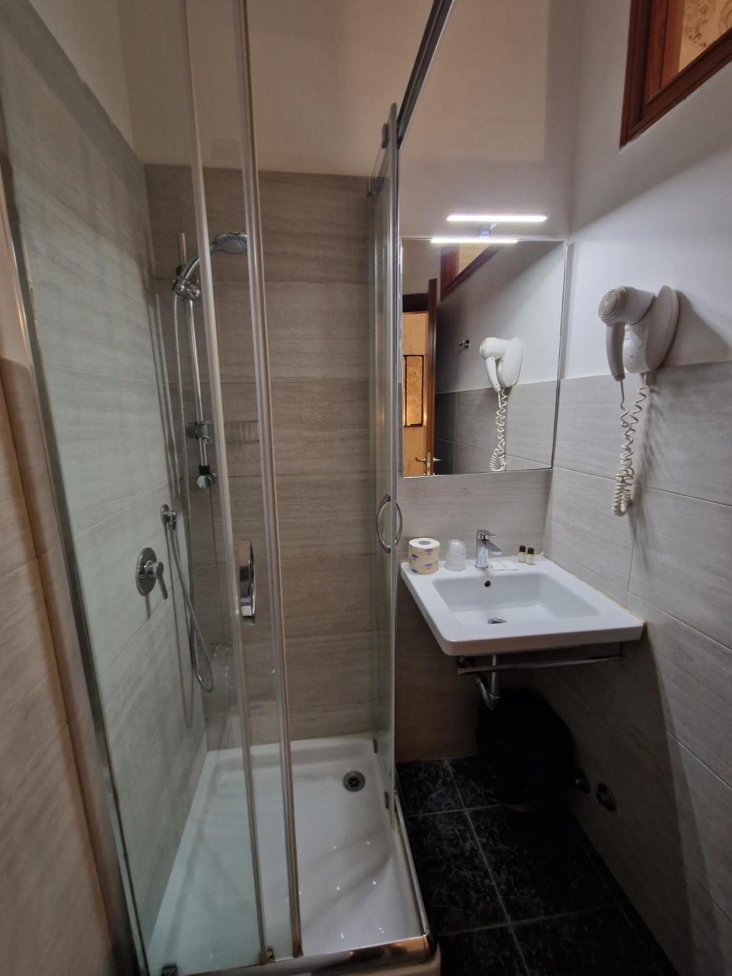 Hotel Agorà Roma Esterno foto
