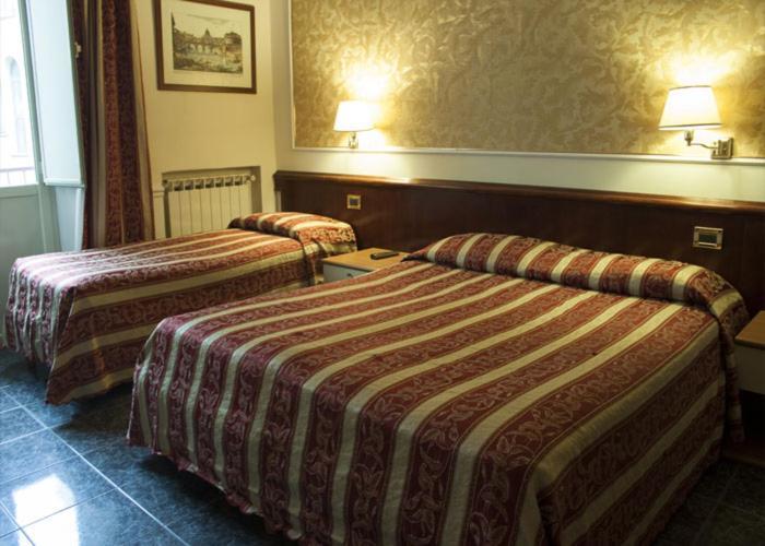 Hotel Agorà Roma Esterno foto